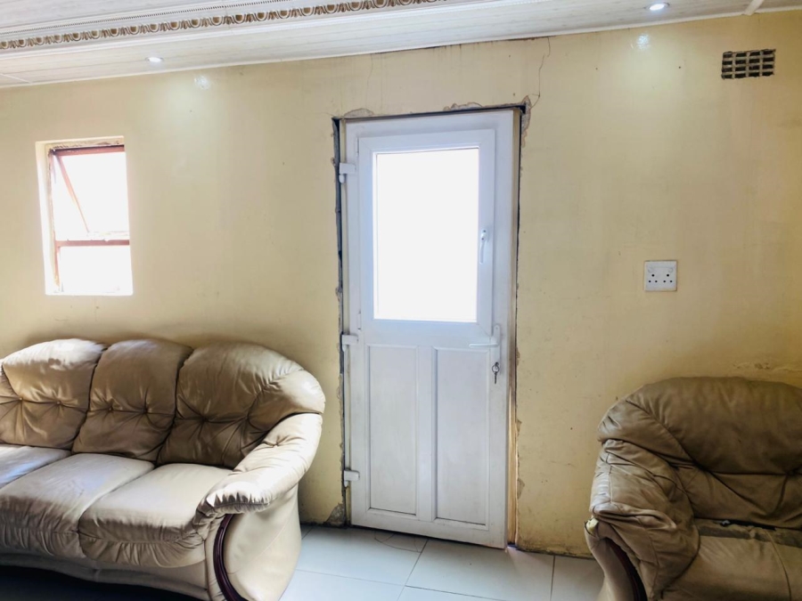 4 Bedroom Property for Sale in Crossroads Western Cape